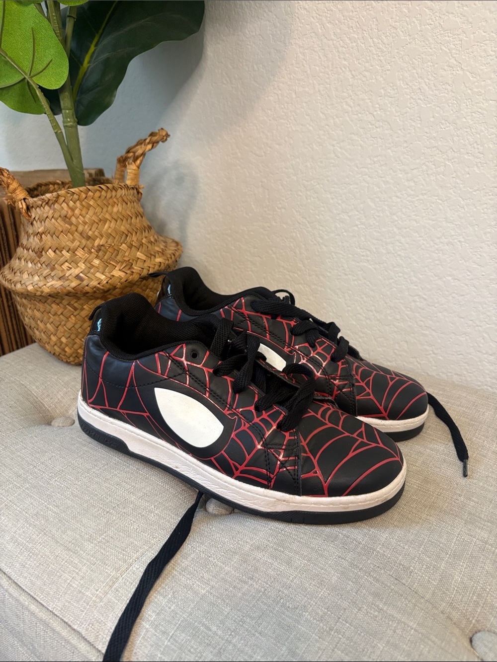 Heelys x Marvel Kids Black & Red Spider Web Sneakers with wheels 6